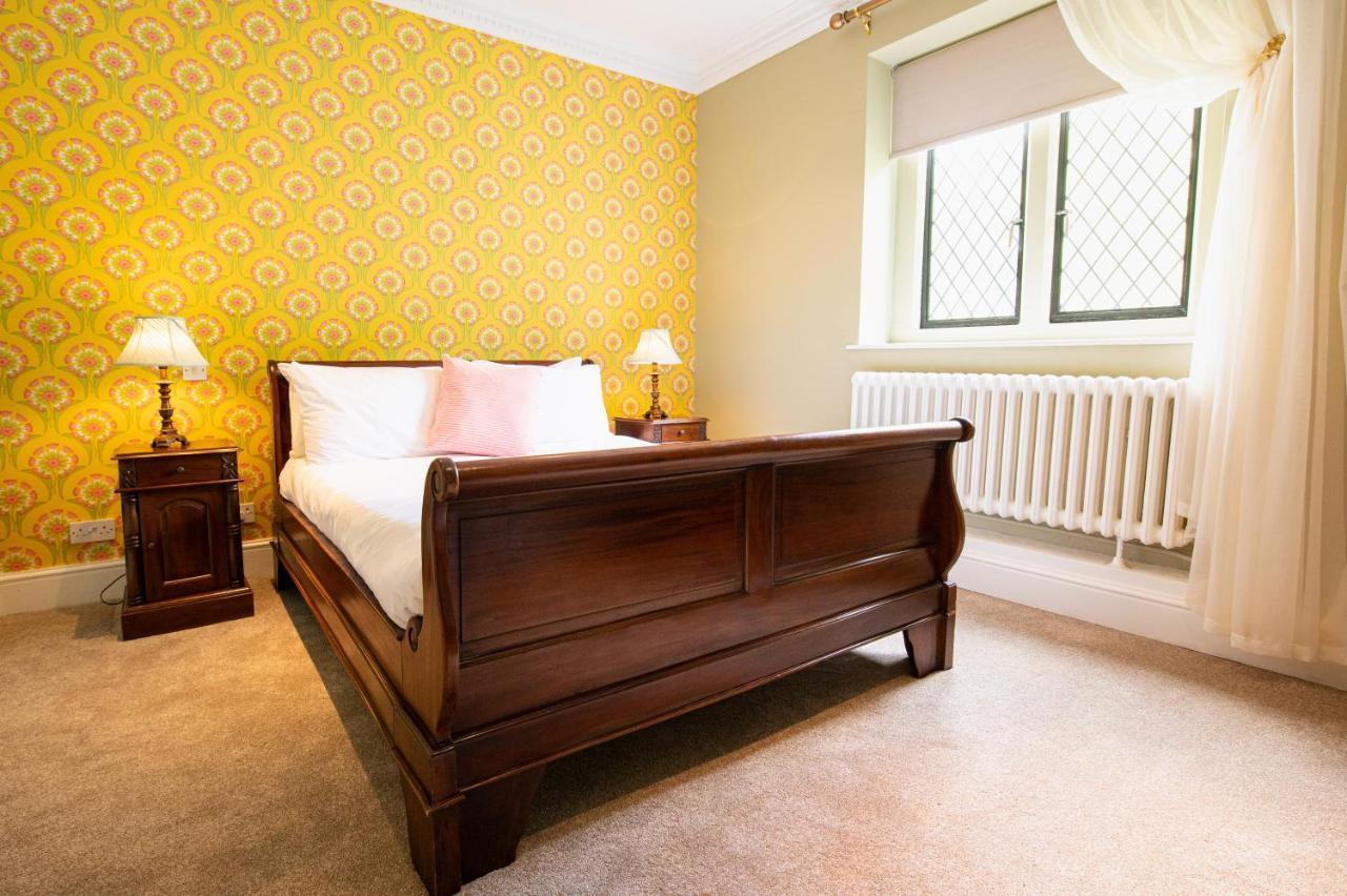 Miskin Manor Hotel Hensol Ngoại thất bức ảnh