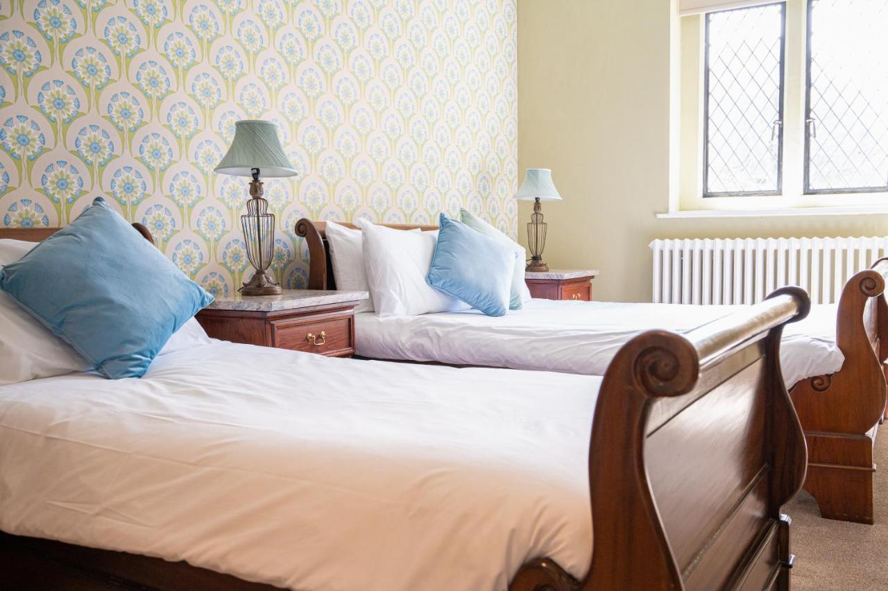 Miskin Manor Hotel Hensol Ngoại thất bức ảnh