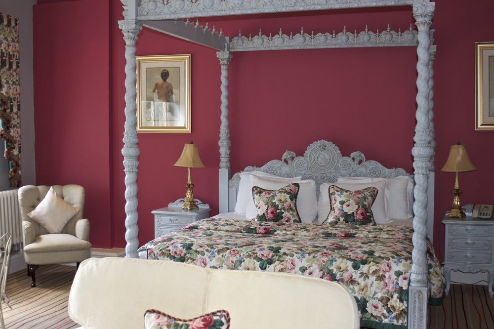 Miskin Manor Hotel Hensol Ngoại thất bức ảnh